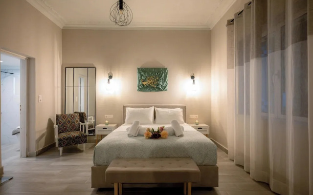 Peacock's Apartments