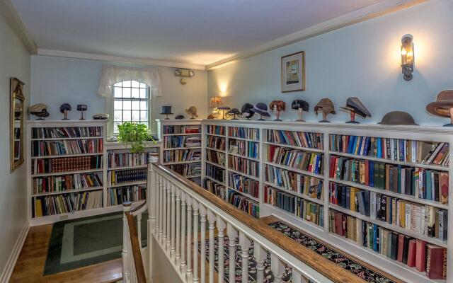 Adair Country Inn and Restaurant