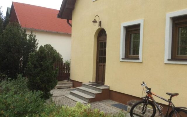 Arina Villa
