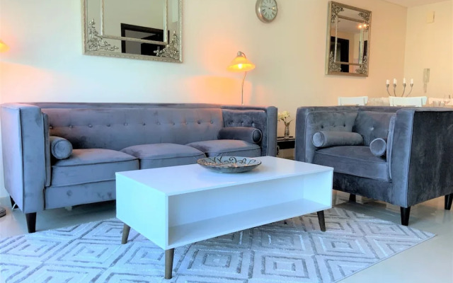 Ascapes Bay Central 1 Tower