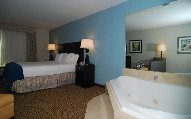 Holiday Inn Express & Suites Marana