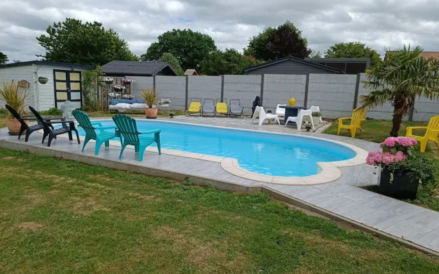 Villa With Private Pool In Blaregnies