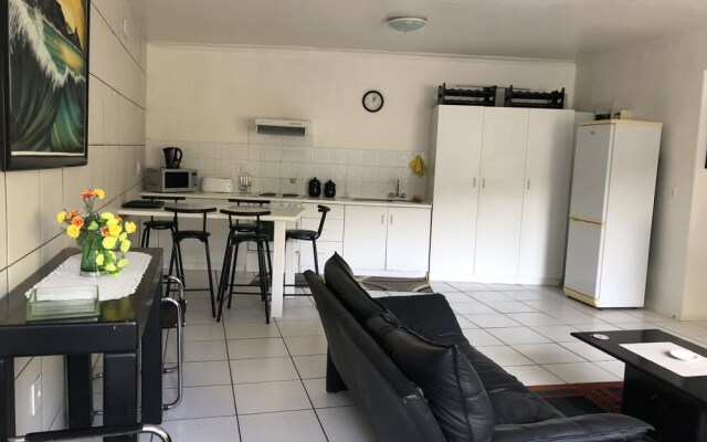 2 Bedroom Apartment in Higgovale