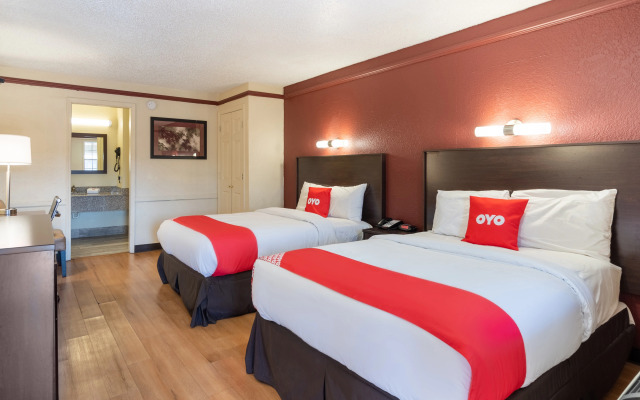 OYO Hotel Tulsa N Sheridan Rd & Airport