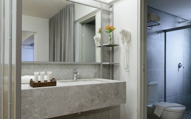 San Marino Suite Hotel