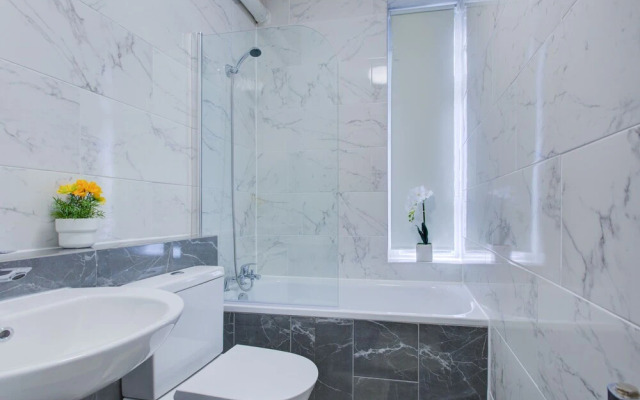 Bond Street & Oxford Street Mayfair Condo Flat