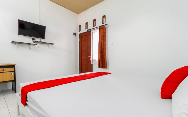 RedDoorz @ Jagakarsa 2