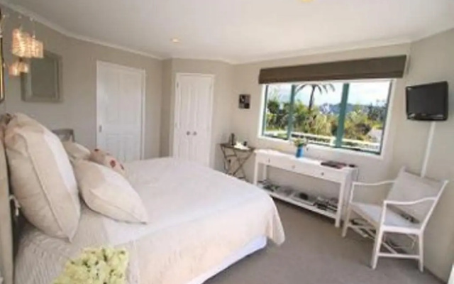 Pacific View B&b – Guest Rooms – Whangamata