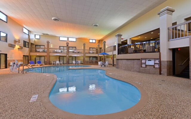 Revel Hotel Minot, SureStay Collection by Best Western