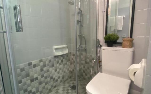 2 bedroom apartment close to Piraeus port
