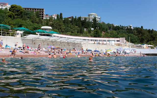Морской Уголок