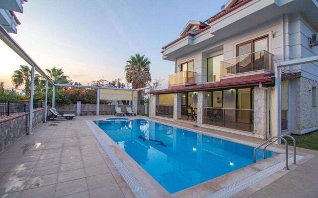 Prestij Makri 4+1 Villa, Özel Havuzlu, Fethiye