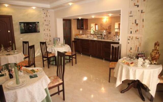 Dynasty Home