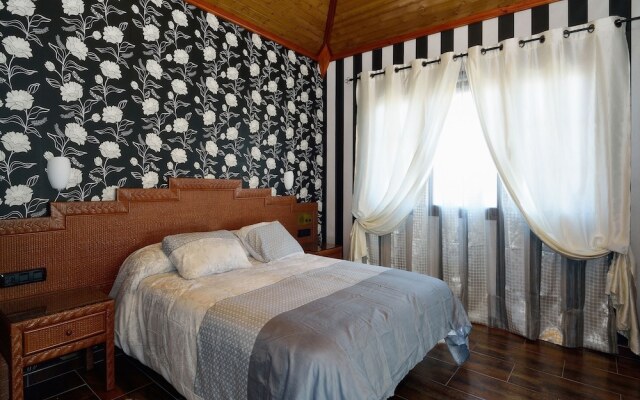 Villa - 3 Bedrooms with Pool and WiFi - 104417