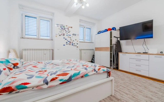 Urban Nest Apartment