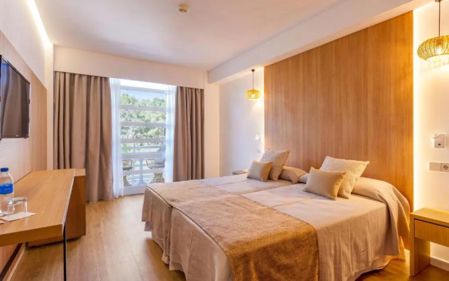 Ona Palmira Paradise Paguera