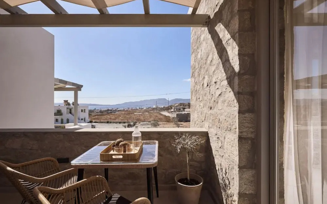 Kedros Milos Suites
