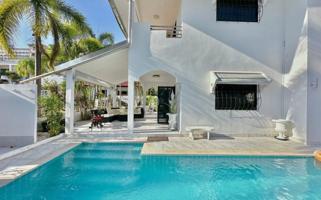 Rosewood Pool Villa Pattaya 7