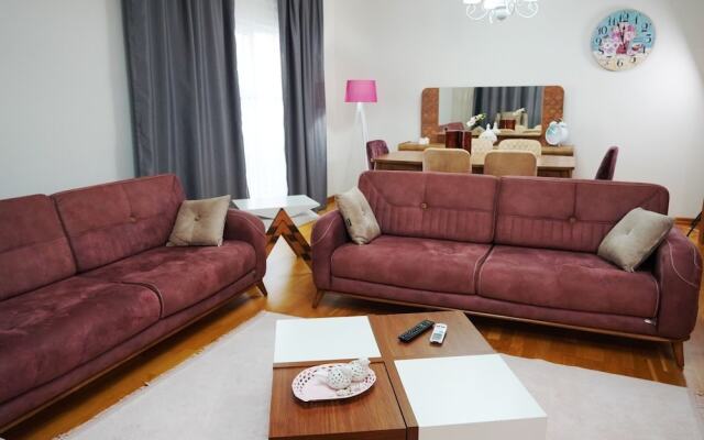 Zenofon Residence