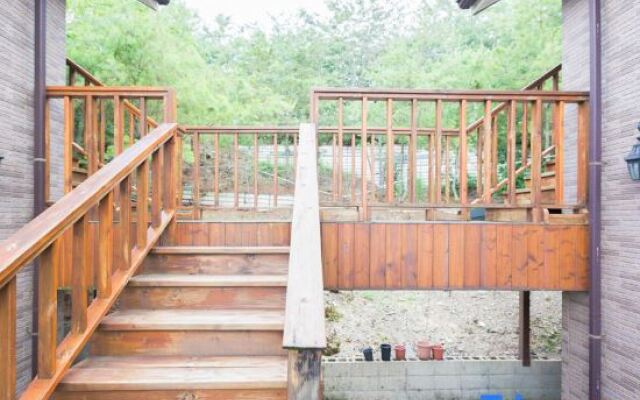 Xinleyuan Leisure Farm House