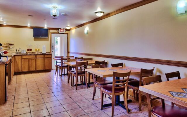 Econo Lodge Maine Mall