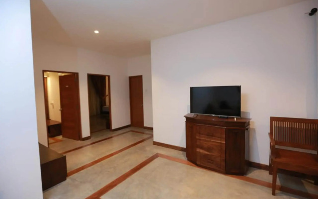 Refresh Hotel