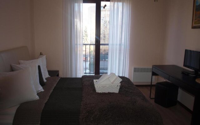 Lili Guest House