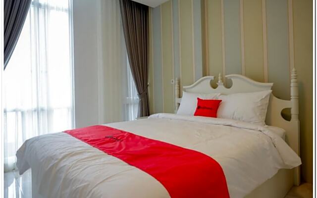 RedDoorz Plus @ Madukoro Raya Semarang