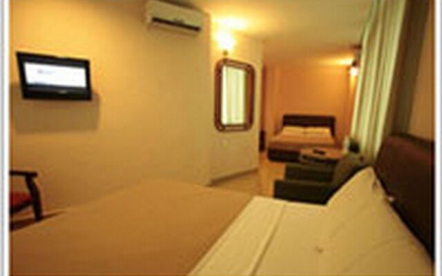 Hotel Reko Inn