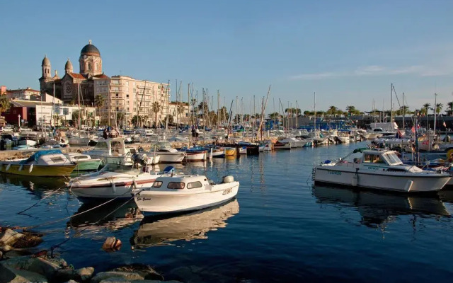 Le 21 Hotel