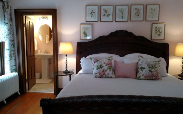 Lamberson Guest House