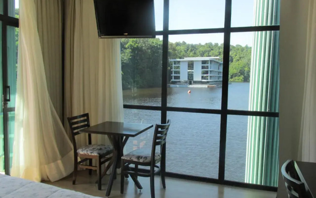 Uiara Amazon Resort