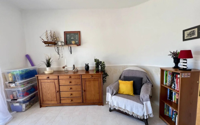 Pêra Stylish Villa With Pool by Homing