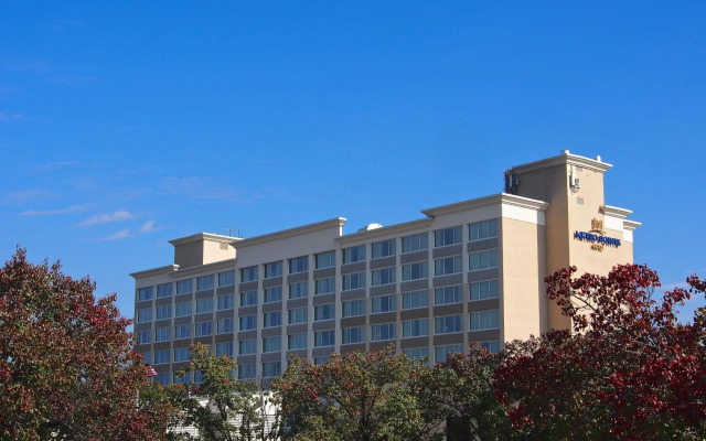 Metro Points Hotel