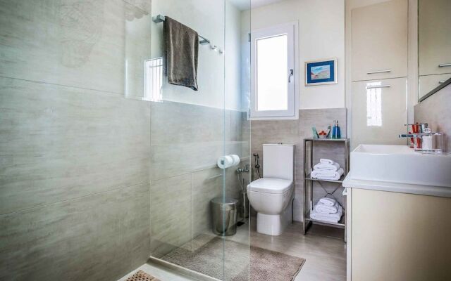 Ai Helis Beach House