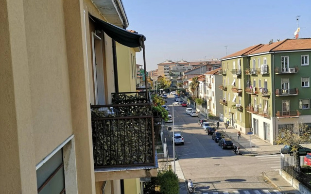 Queen East Verona apartments