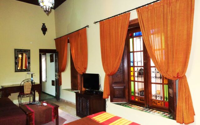 Riad Ahlam