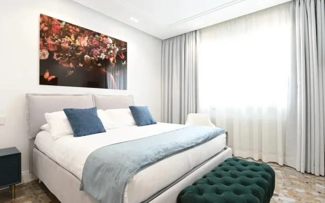 Golden House Cinecittà