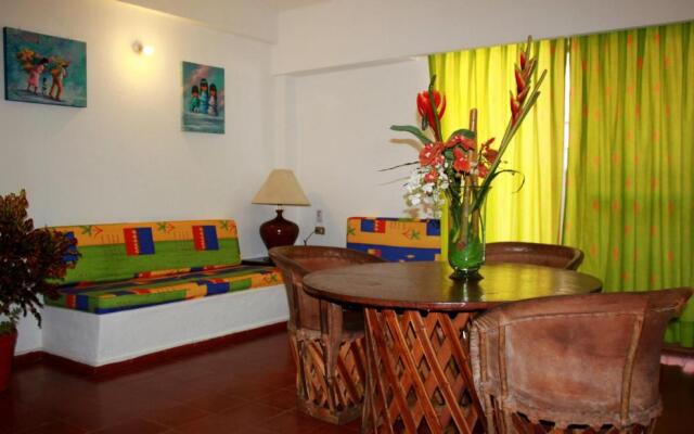 Suites Plaza del Rio - Family Hotel Malecon Centro