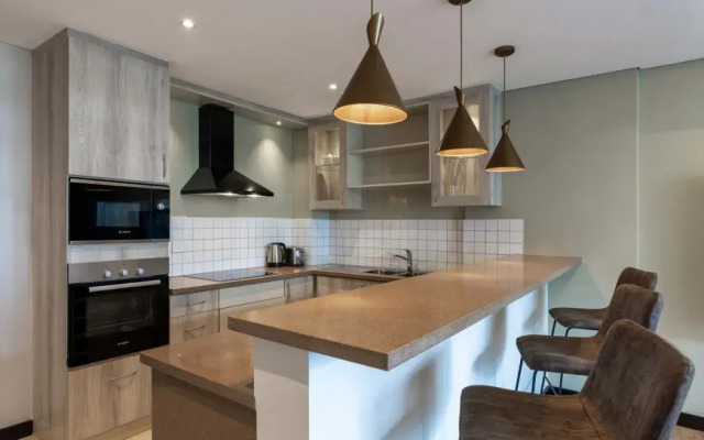 Trademark Suites at Enaki Town