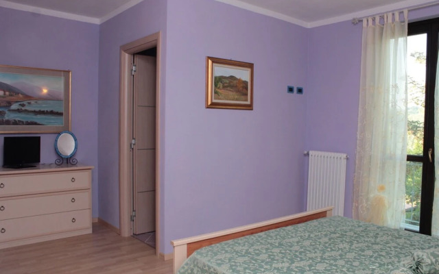 Appartamento La Barbera Shared Pool