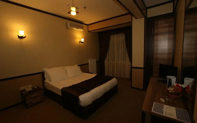 Verman Hotel