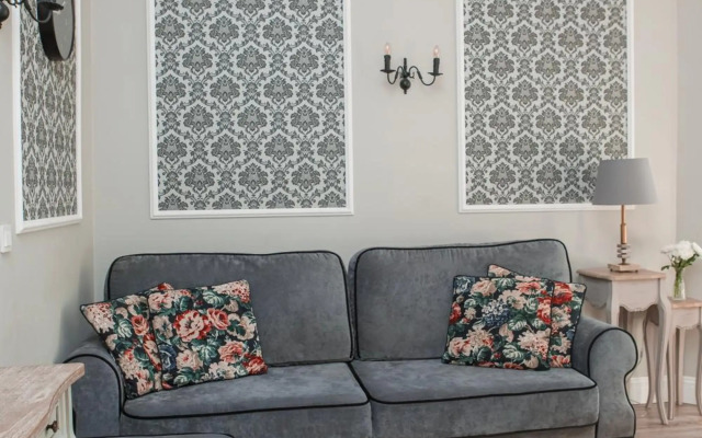 Cherry House Apartments