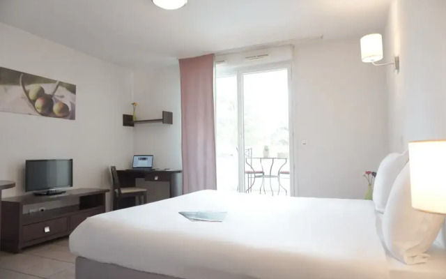 Comfort Aparthotel Six-Fours