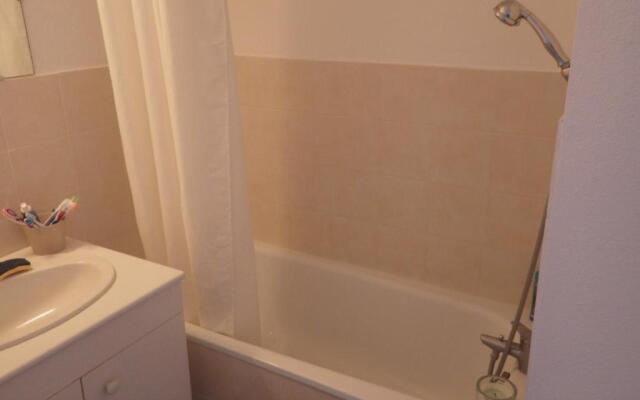 Nice Flat 2 Steps From The Beach