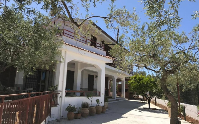 Countryside Villa With Private Pool