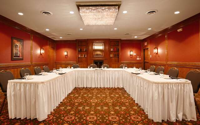 Best Western Plus Guildwood Inn