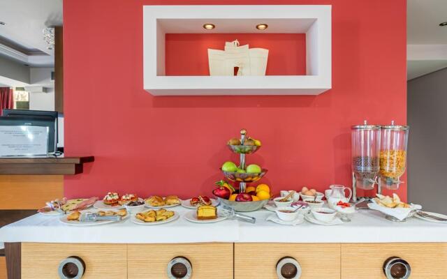 Ai Yannis Suites and Apartments Hotel