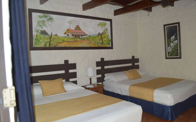 Hotel Flor Blanca