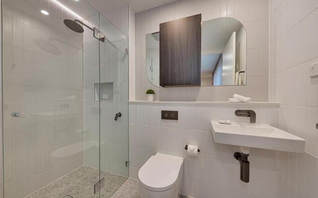 Littomore Suites Kingswood